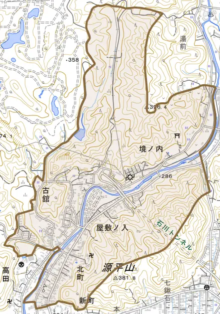 字屋敷ノ入とその周辺の地図。町の範囲を重ねている