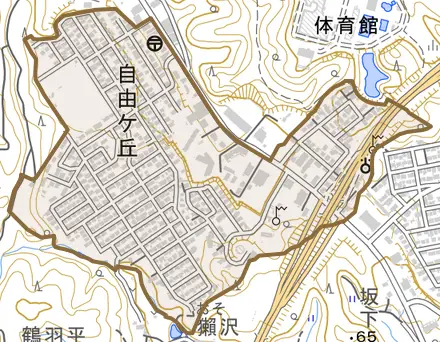 自由ケ丘とその周辺の地図。町の範囲を重ねている