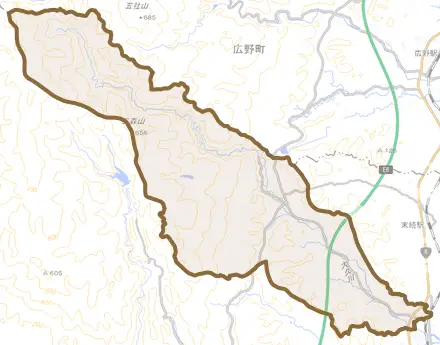 大久町大久とその周辺の地図。町の範囲を重ねている