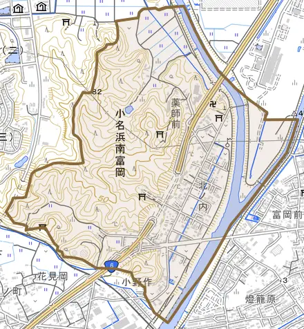小名浜南富岡とその周辺の地図。町の範囲を重ねている