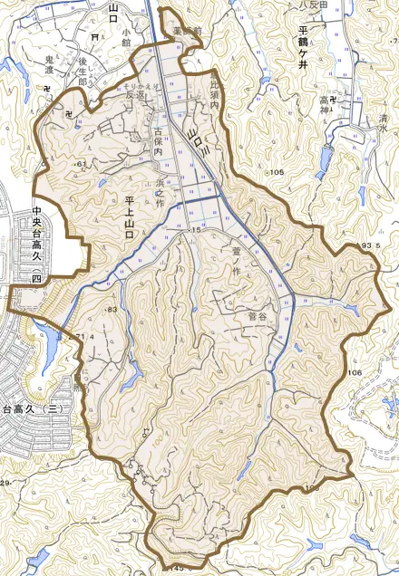 平上山口とその周辺の地図。町の範囲を重ねている