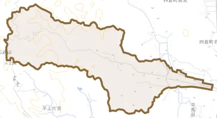 平絹谷とその周辺の地図。町の範囲を重ねている
