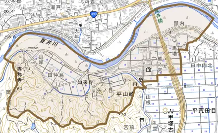 平山崎とその周辺の地図。町の範囲を重ねている