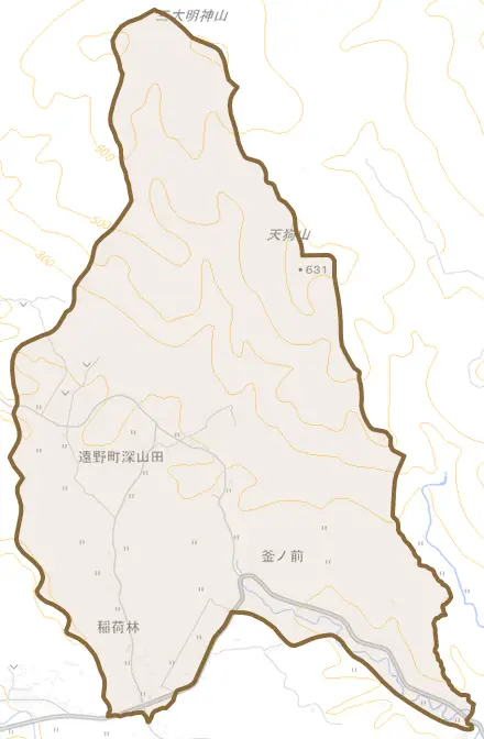 遠野町深山田とその周辺の地図。町の範囲を重ねている
