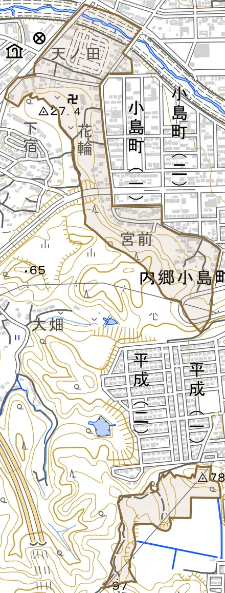 内郷小島町とその周辺の地図。町の範囲を重ねている