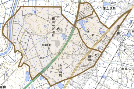 大池とその周辺の地図。町の範囲を重ねている