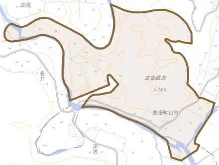 慶徳町山科とその周辺の地図。町の範囲を重ねている