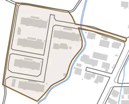 字下川原とその周辺の地図。町の範囲を重ねている
