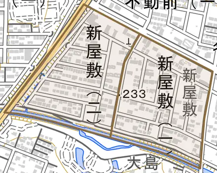 新屋敷とその周辺の地図。町の範囲を重ねている