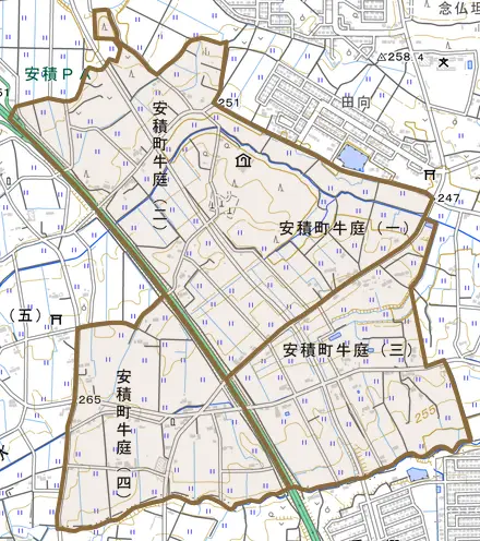 安積町牛庭とその周辺の地図。町の範囲を重ねている