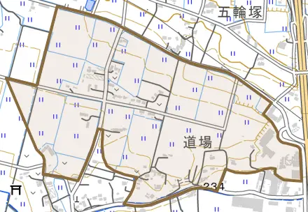 字道場とその周辺の地図。町の範囲を重ねている