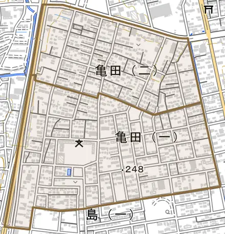 亀田とその周辺の地図。町の範囲を重ねている