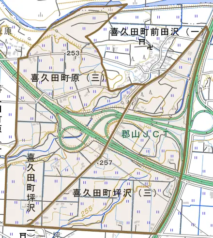喜久田町坪沢とその周辺の地図。町の範囲を重ねている