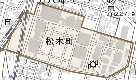 松木町とその周辺の地図。町の範囲を重ねている