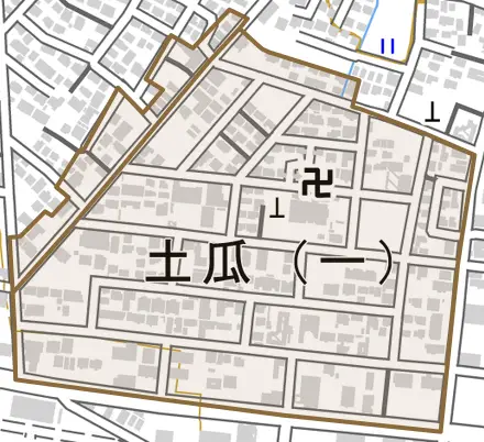 土瓜とその周辺の地図。町の範囲を重ねている