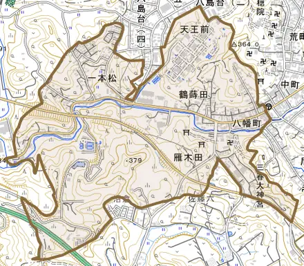 字八幡町とその周辺の地図。町の範囲を重ねている