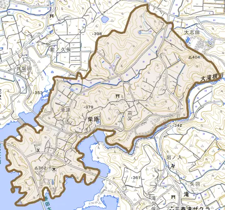 大字柴原とその周辺の地図。町の範囲を重ねている