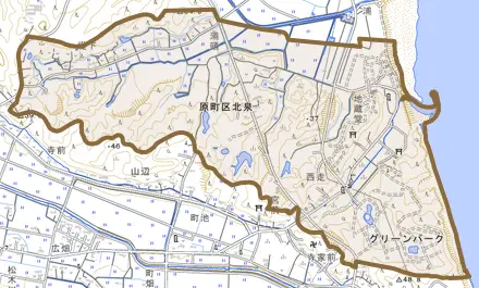 原町区北泉とその周辺の地図。町の範囲を重ねている