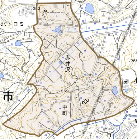 赤井沢とその周辺の地図。町の範囲を重ねている