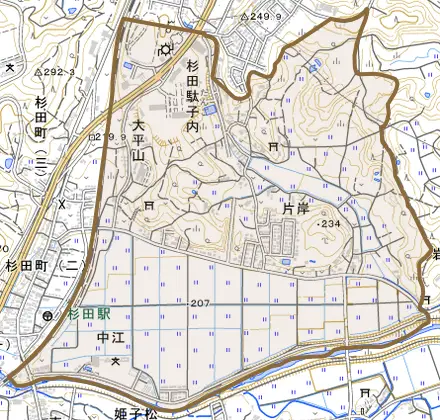 反返とその周辺の地図。町の範囲を重ねている