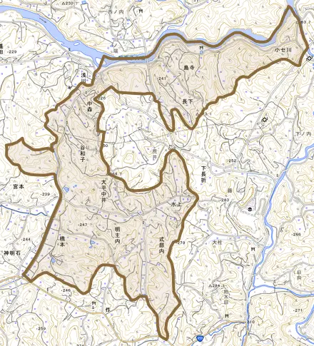 谷和子とその周辺の地図。町の範囲を重ねている