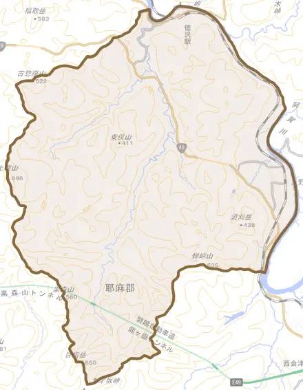 宝坂大字宝坂とその周辺の地図。町の範囲を重ねている