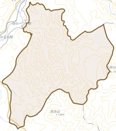 大字白岩とその周辺の地図。町の範囲を重ねている