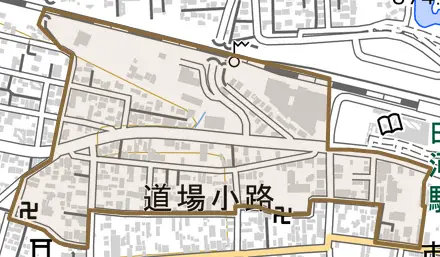 道場小路とその周辺の地図。町の範囲を重ねている