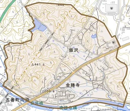 金勝寺とその周辺の地図。町の範囲を重ねている
