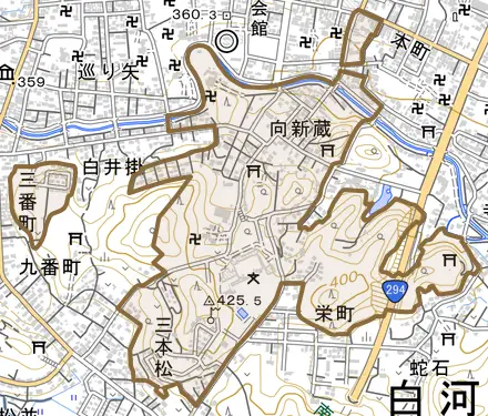 本町とその周辺の地図。町の範囲を重ねている