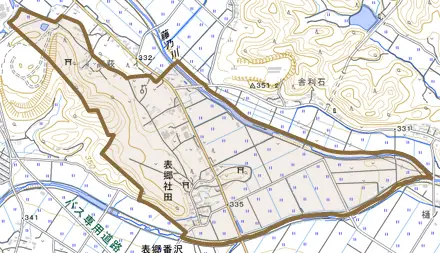 表郷社田とその周辺の地図。町の範囲を重ねている