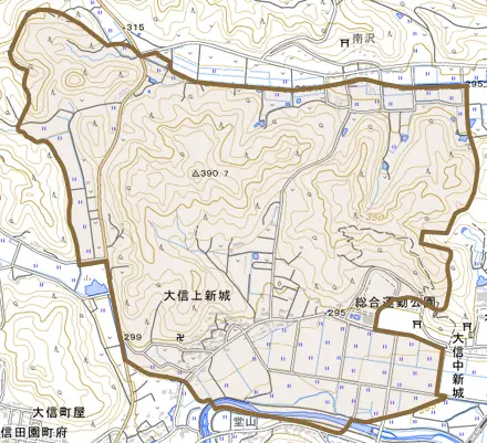 大信上新城とその周辺の地図。町の範囲を重ねている
