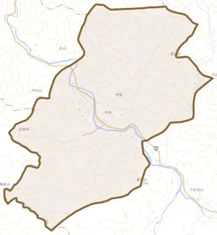大字野尻とその周辺の地図。町の範囲を重ねている