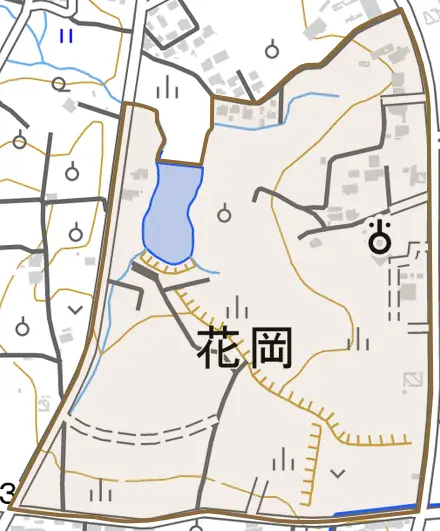 花岡とその周辺の地図。町の範囲を重ねている