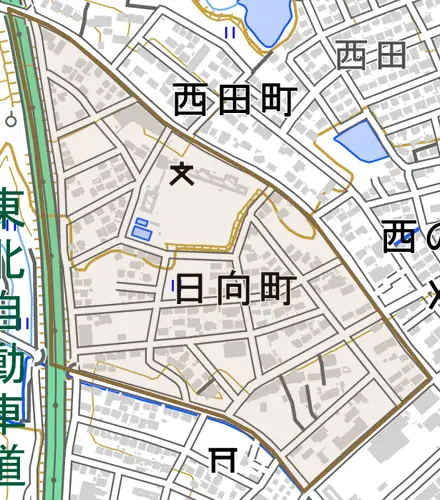 日向町とその周辺の地図。町の範囲を重ねている