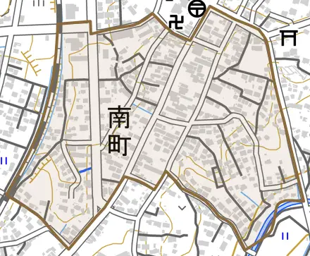 南町とその周辺の地図。町の範囲を重ねている