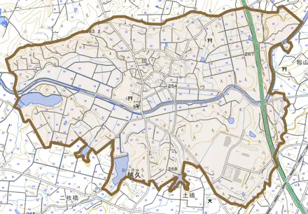 越久とその周辺の地図。町の範囲を重ねている