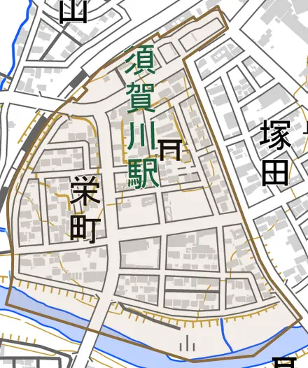栄町とその周辺の地図。町の範囲を重ねている