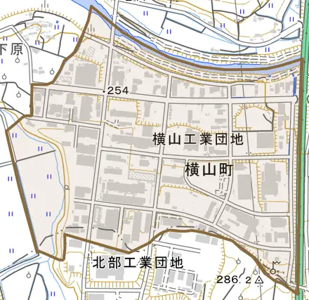 横山町とその周辺の地図。町の範囲を重ねている