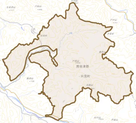大字布沢とその周辺の地図。町の範囲を重ねている