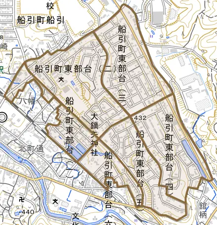 船引町東部台とその周辺の地図。町の範囲を重ねている
