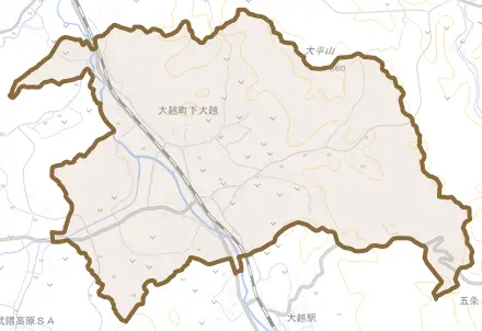 大越町下大越とその周辺の地図。町の範囲を重ねている