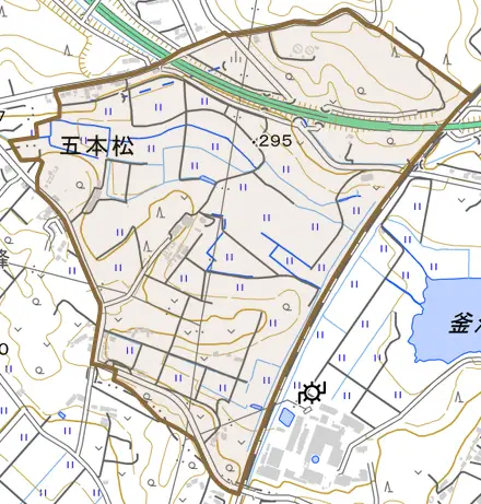 五本松とその周辺の地図。町の範囲を重ねている
