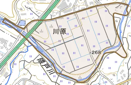 川原とその周辺の地図。町の範囲を重ねている
