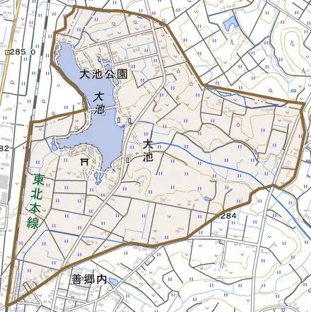大池とその周辺の地図。町の範囲を重ねている