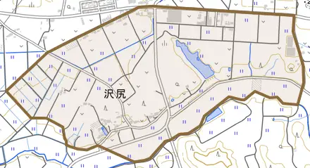 沢尻とその周辺の地図。町の範囲を重ねている