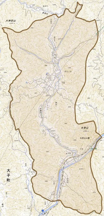 大字内川とその周辺の地図。町の範囲を重ねている