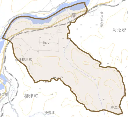 大字細八とその周辺の地図。町の範囲を重ねている