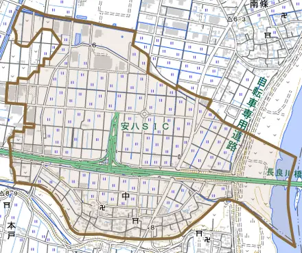中とその周辺の地図。町の範囲を重ねている