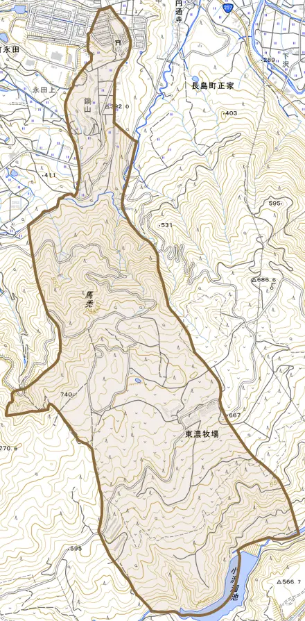 長島町鍋山とその周辺の地図。町の範囲を重ねている